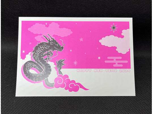 ネオンピンクで印刷したはがきの画像